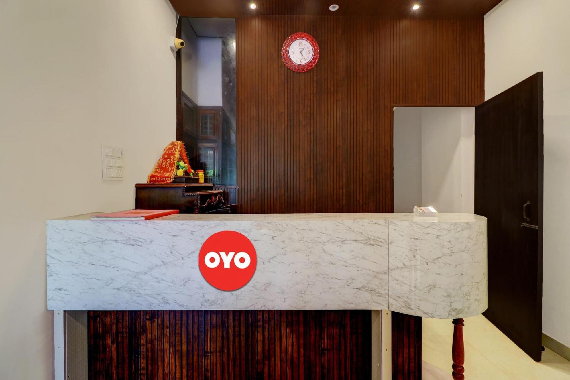 Hotel O Om Pushp Residency Mathura Exteriör bild