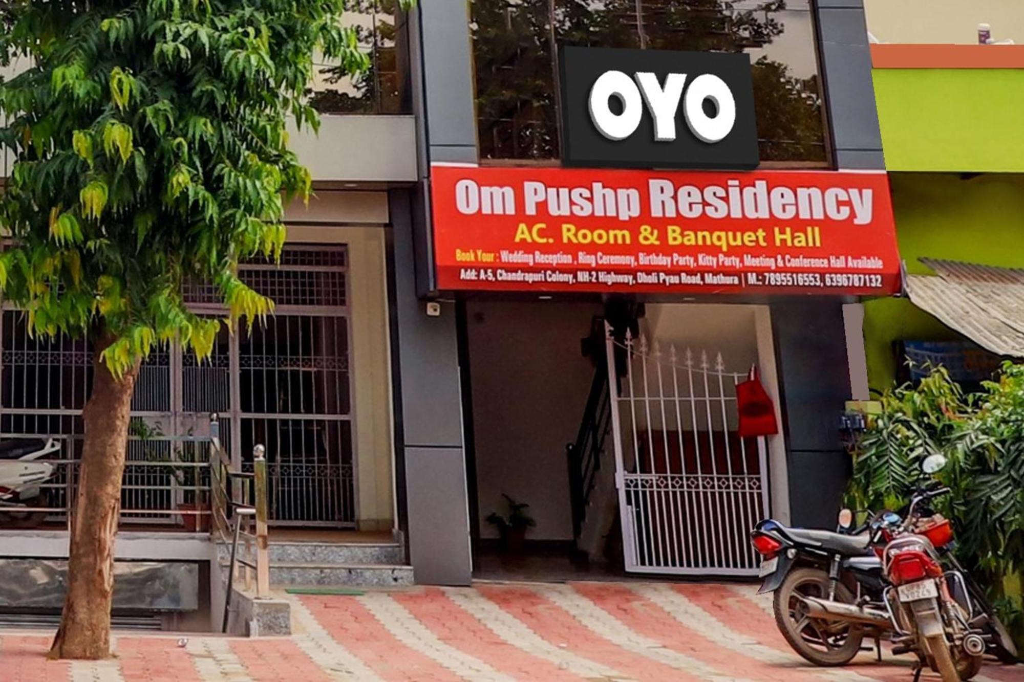 Hotel O Om Pushp Residency Mathura Exteriör bild